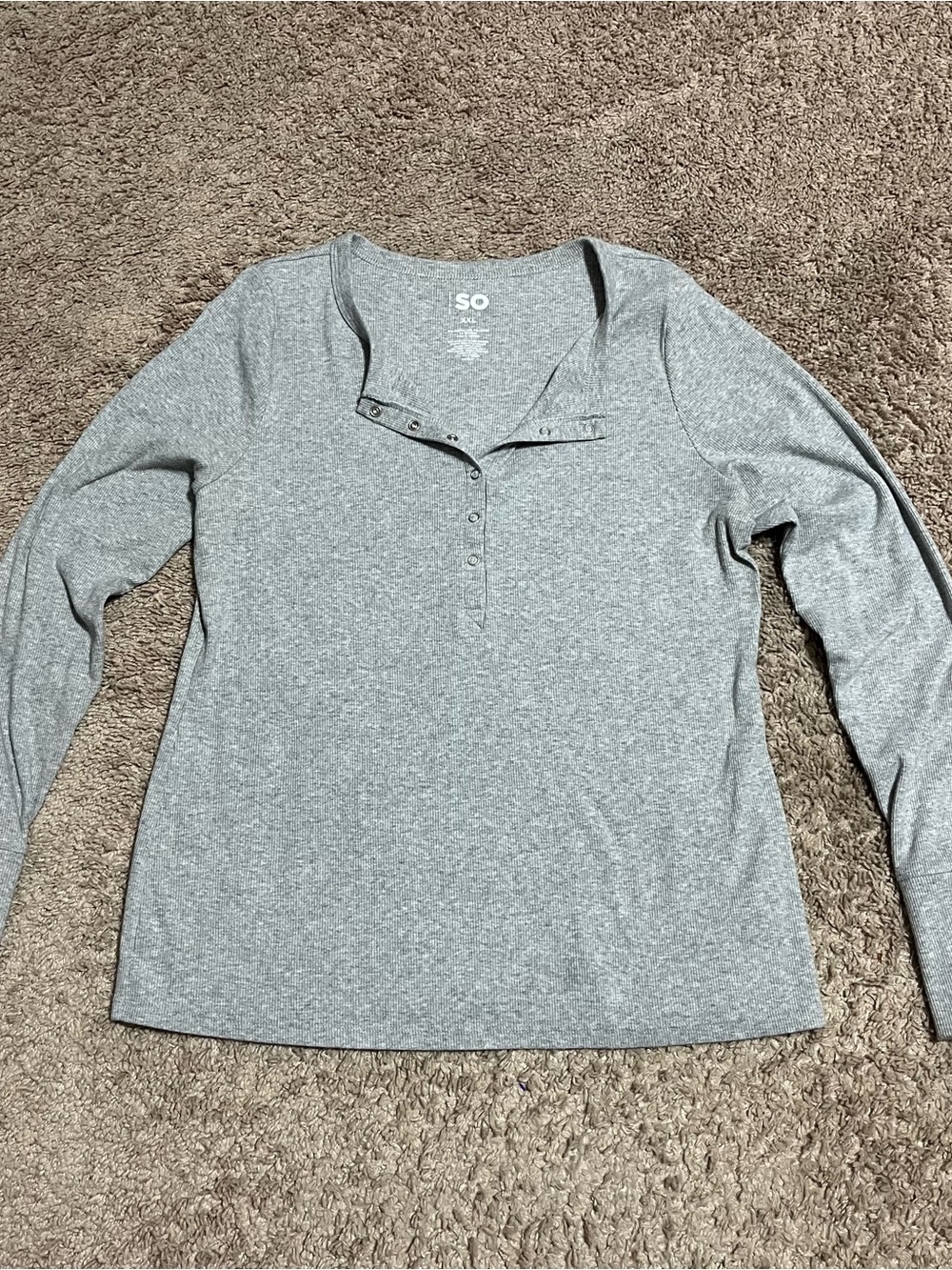 SO Women’s Gray Solid Ribbed Knit Stretch Long Sleeve Henley Top Size 2XL